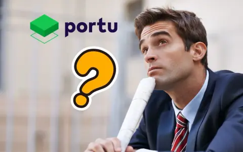 Mężczyzna w garniturze zastanawia się, w co najlepiej inwestować, obok logo Portu i znaku zapytania.