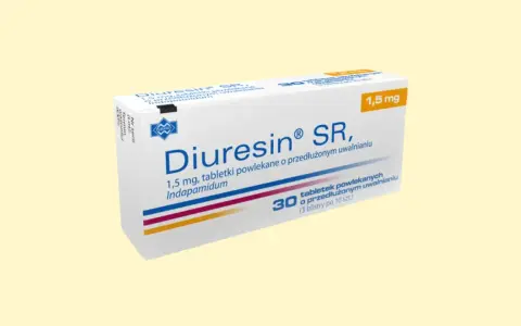 Opakowanie leku Diuresin SR 1,5 mg z indapamidem. Tabletki o przedłużonym uwalnianiu.