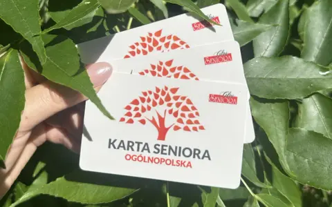 Karta Seniora Ogólnopolska – dowiedz się, gdzie wyrobić ten dokument, by korzystać z licznych zniżek.
