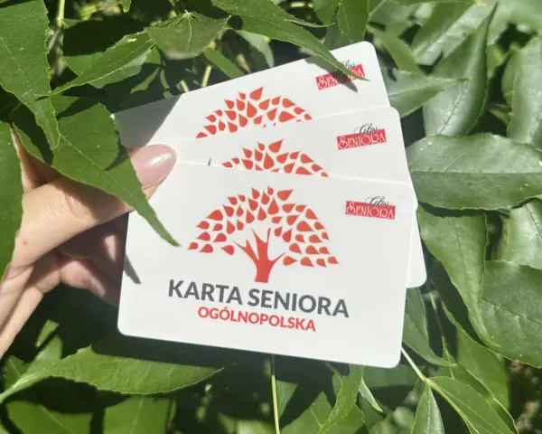 Karta Seniora Ogólnopolska – dowiedz się, gdzie wyrobić ten dokument, by korzystać z licznych zniżek.