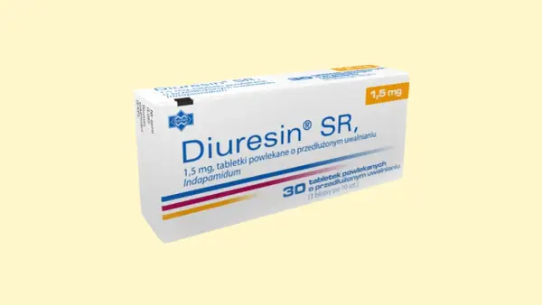 Opakowanie leku Diuresin SR 1,5 mg z indapamidem. Tabletki o przedłużonym uwalnianiu.
